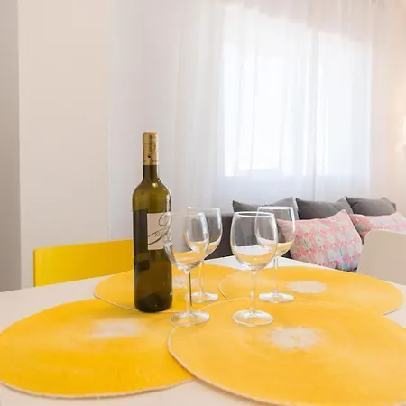Apartment Malagasuite Pier Fuengirola